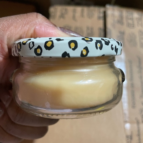 Tyler Candles - 3.4 oz Jar (1) Orange Vanilla Scent - Picture 2 of 5